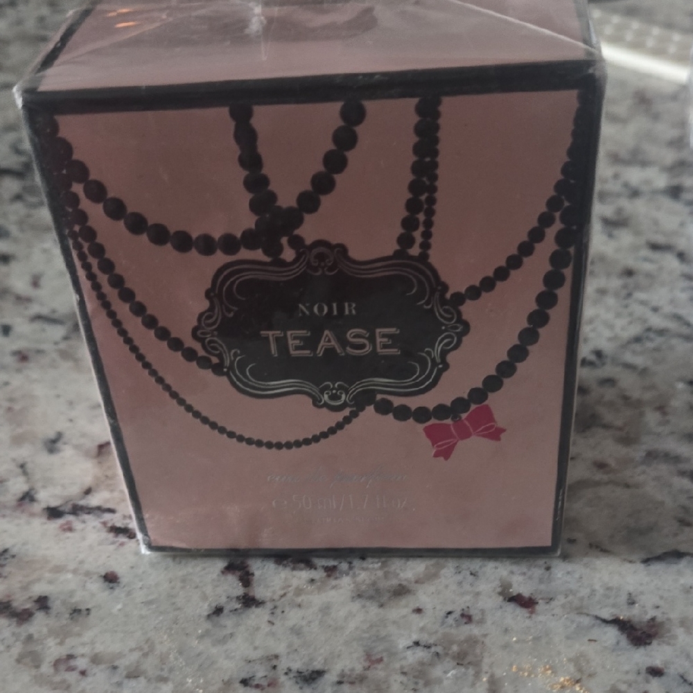 Victoria's Secret Noir Tease Fragrance - Pink and Black